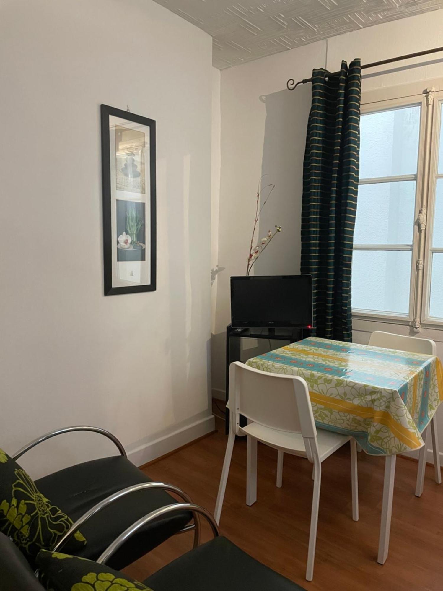 Studio N•4 En Plein Coeur De La Ville Thermal Баньер-де-Бигор Экстерьер фото