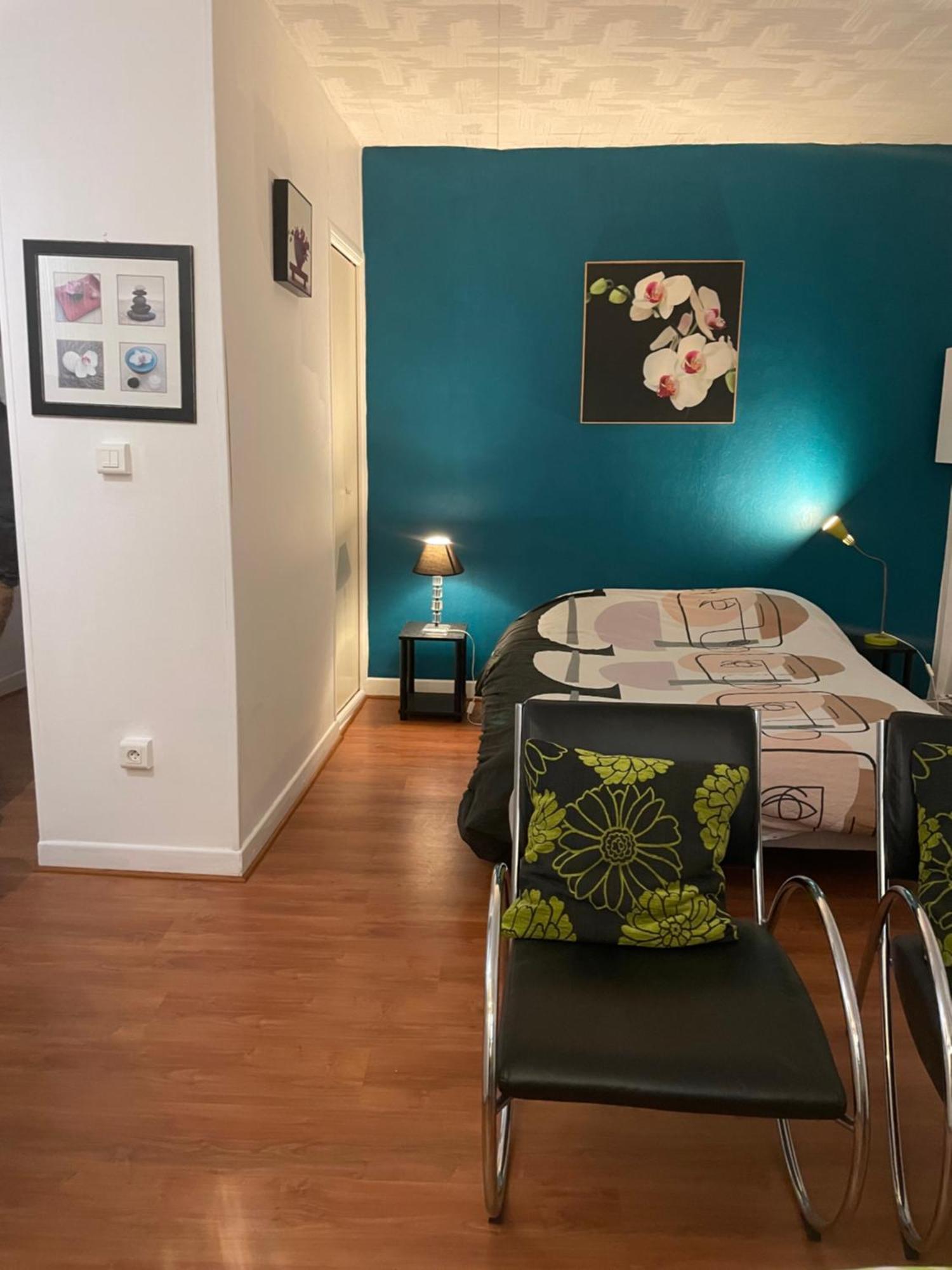 Studio N•4 En Plein Coeur De La Ville Thermal Баньер-де-Бигор Экстерьер фото
